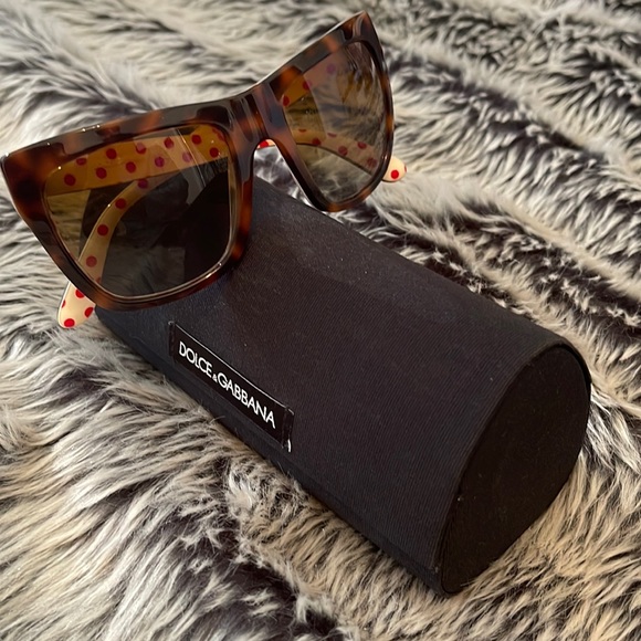 Dolce & Gabbana Tortoiseshell square
